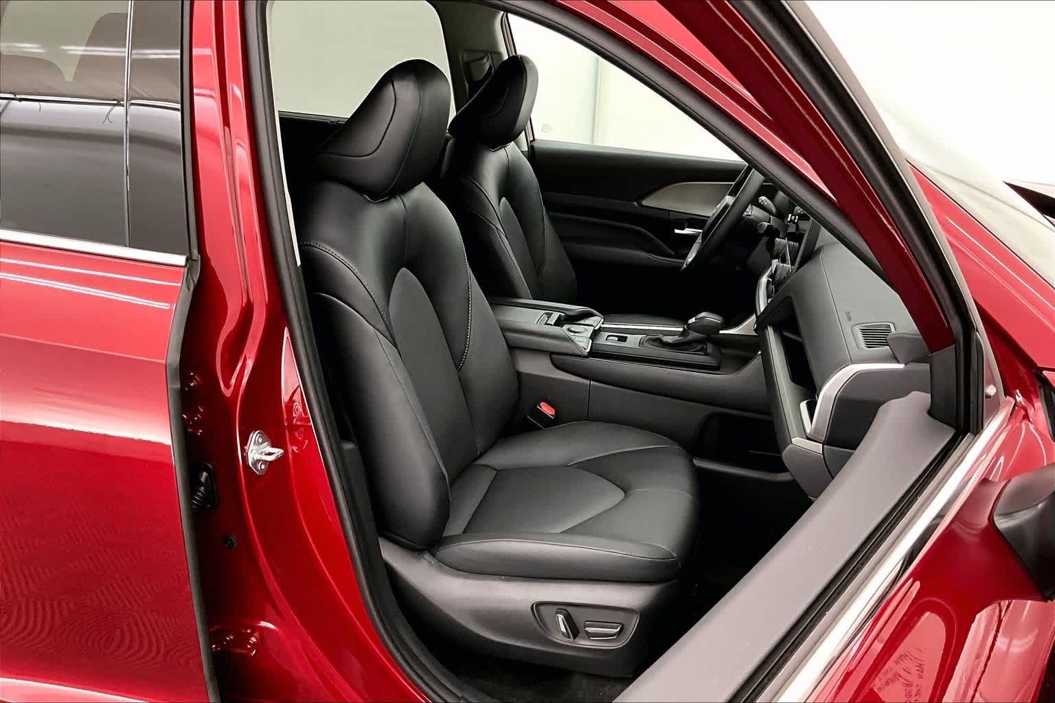 Thumbnail: 2024 Toyota Grand Highlander - 13