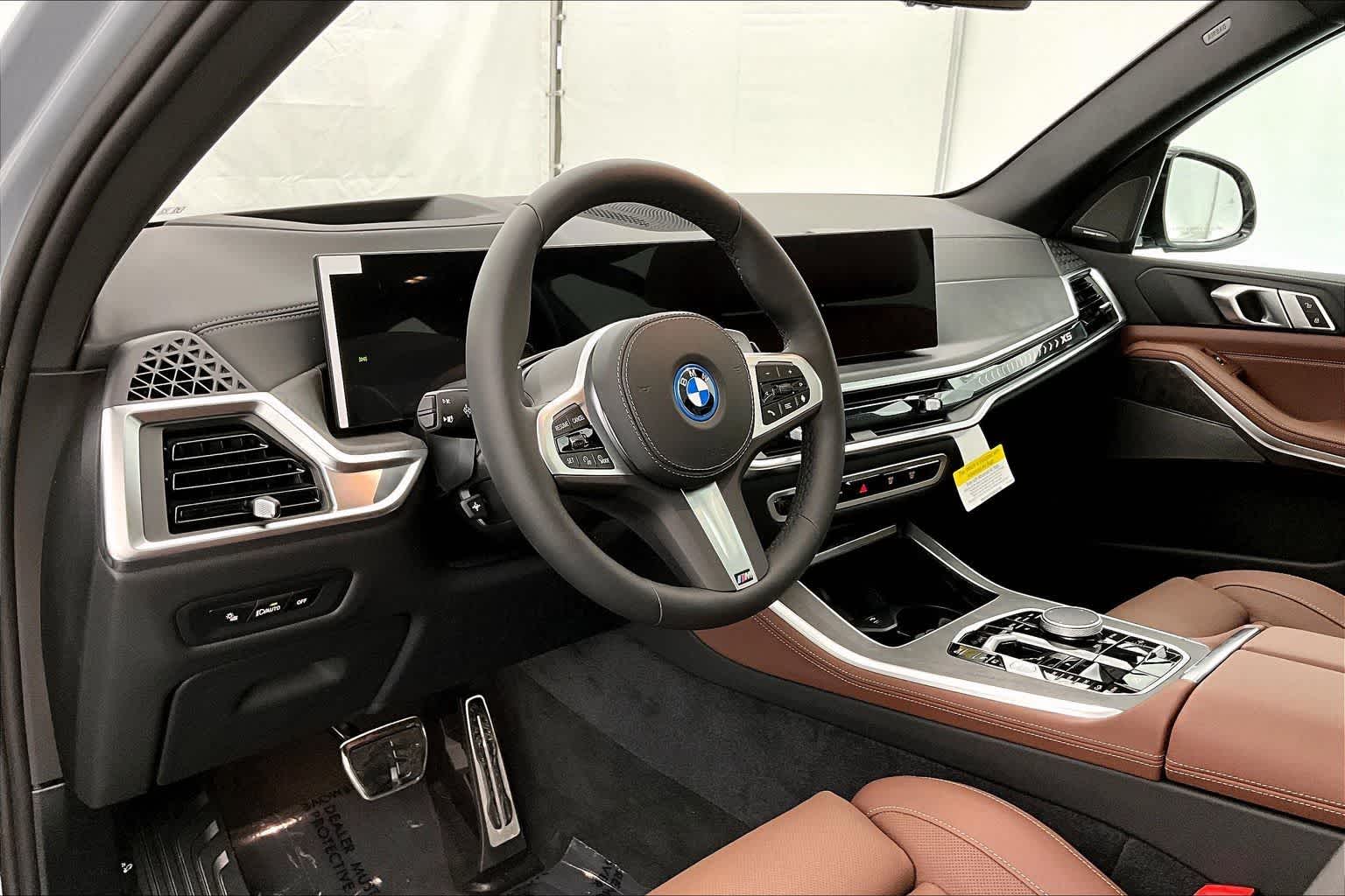 Thumbnail: 2026 BMW X5 - 2