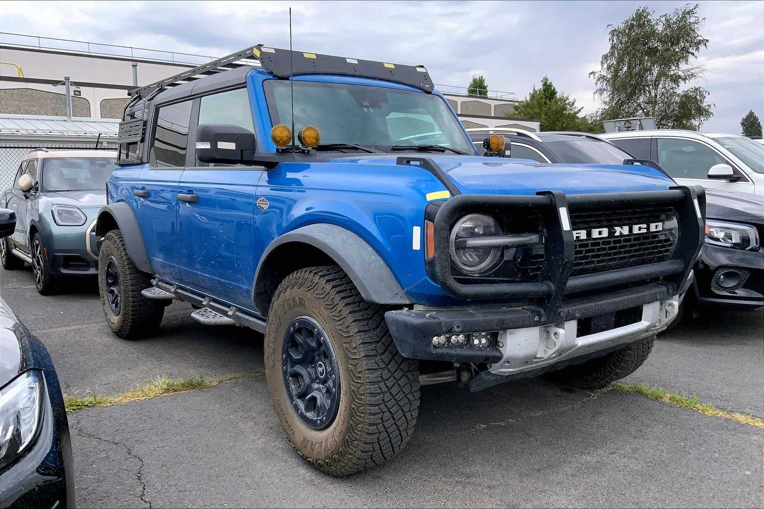 Thumbnail: 2023 Ford Bronco - 11