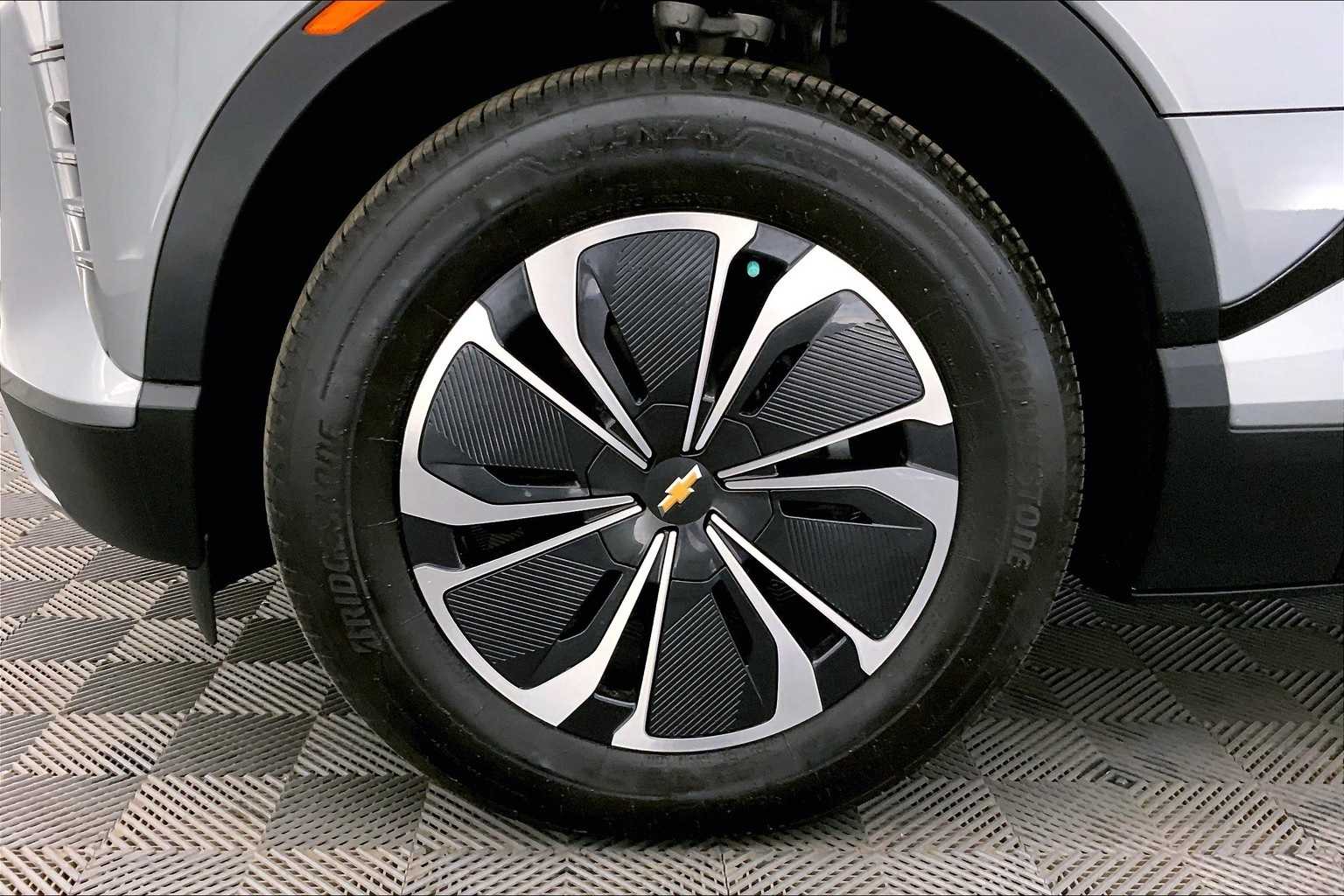 Thumbnail: 2024 Chevrolet Blazer EV - 8
