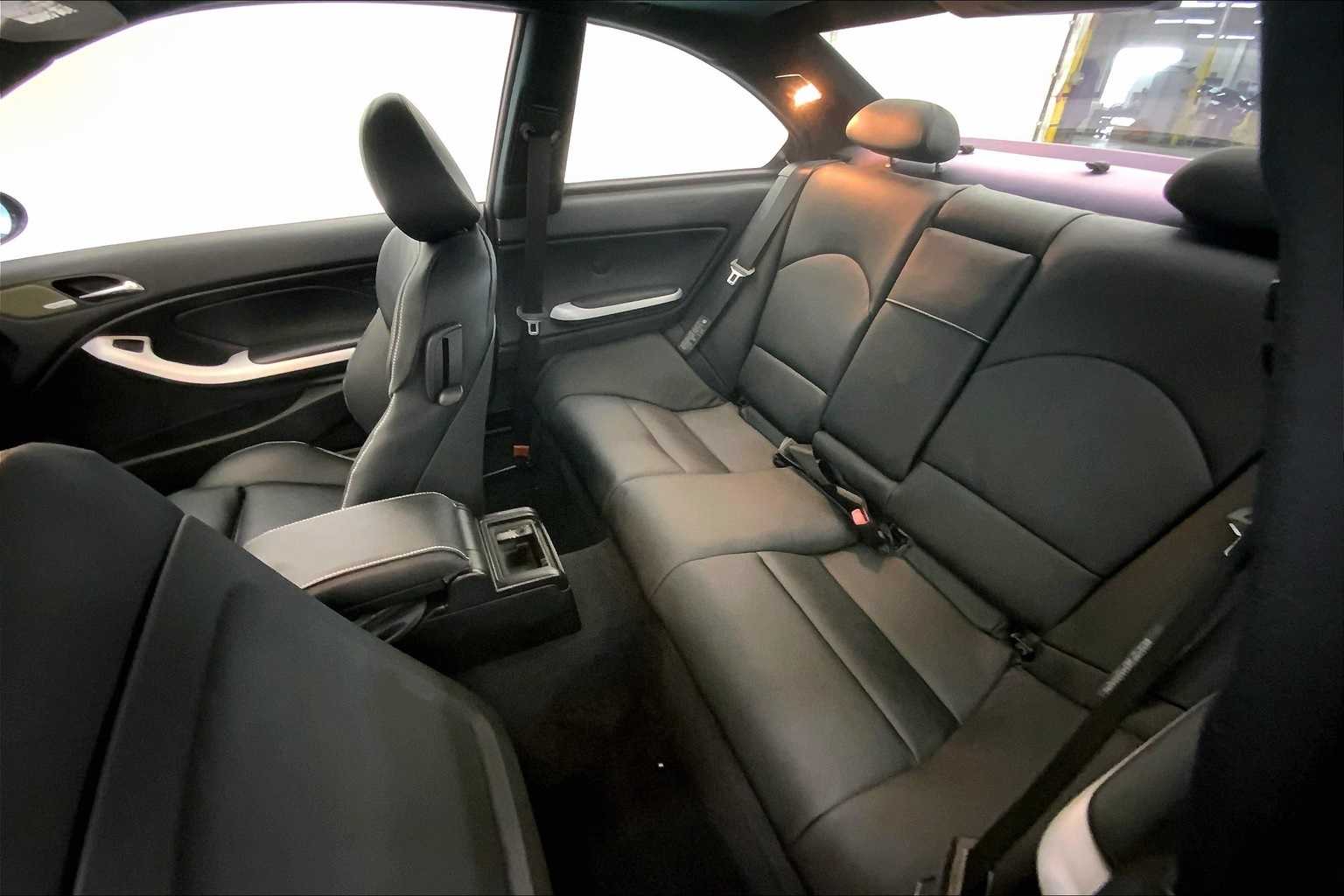 Thumbnail: 2004 BMW M3 - 28