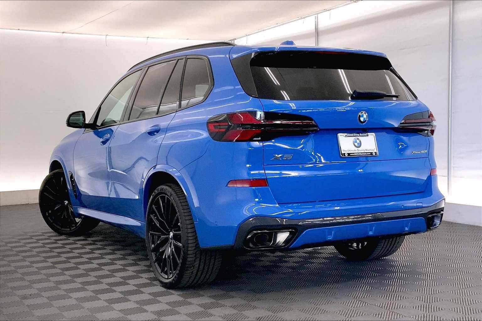 Thumbnail: 2026 BMW X5 - 4