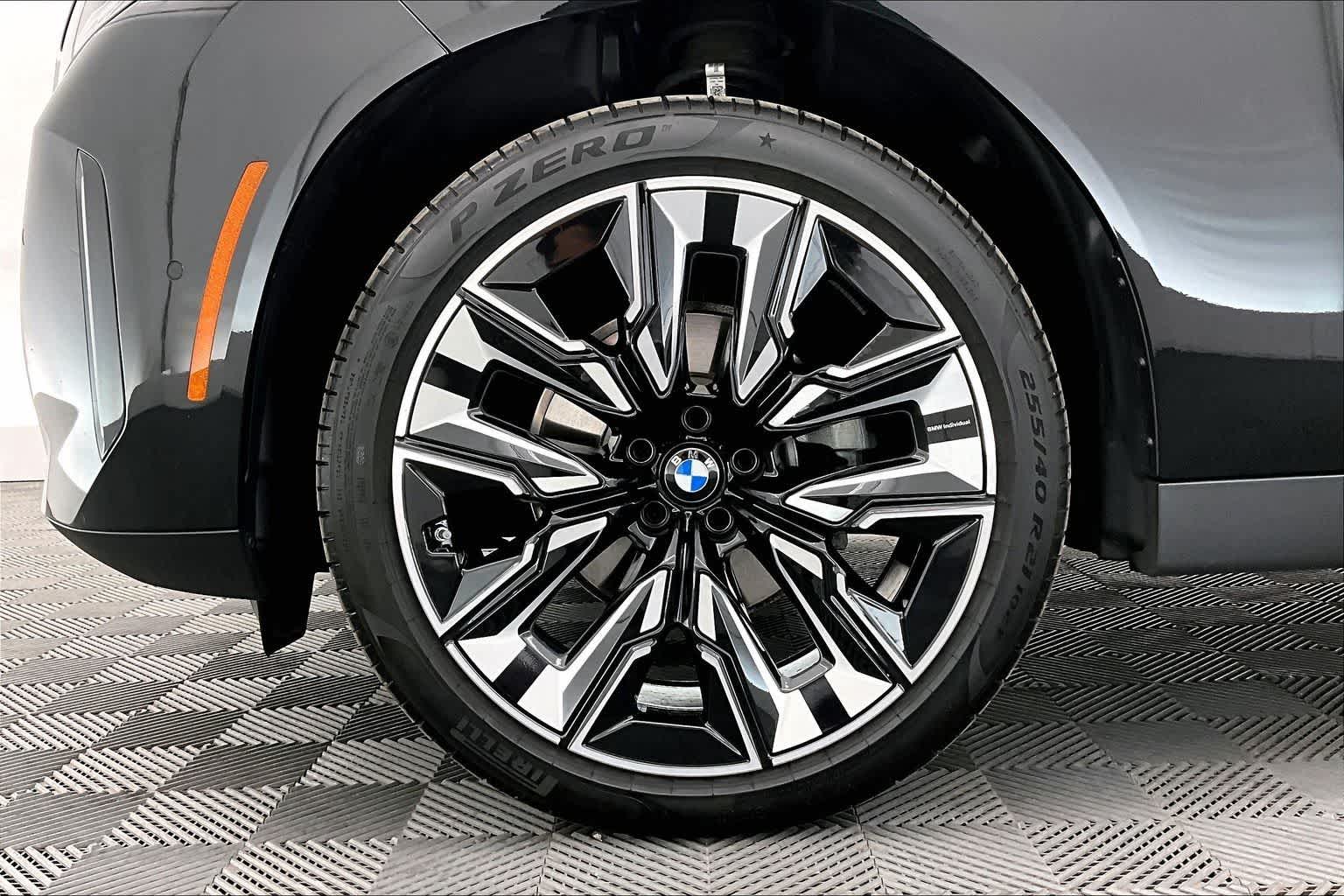 Thumbnail: 2025 BMW X3 - 8