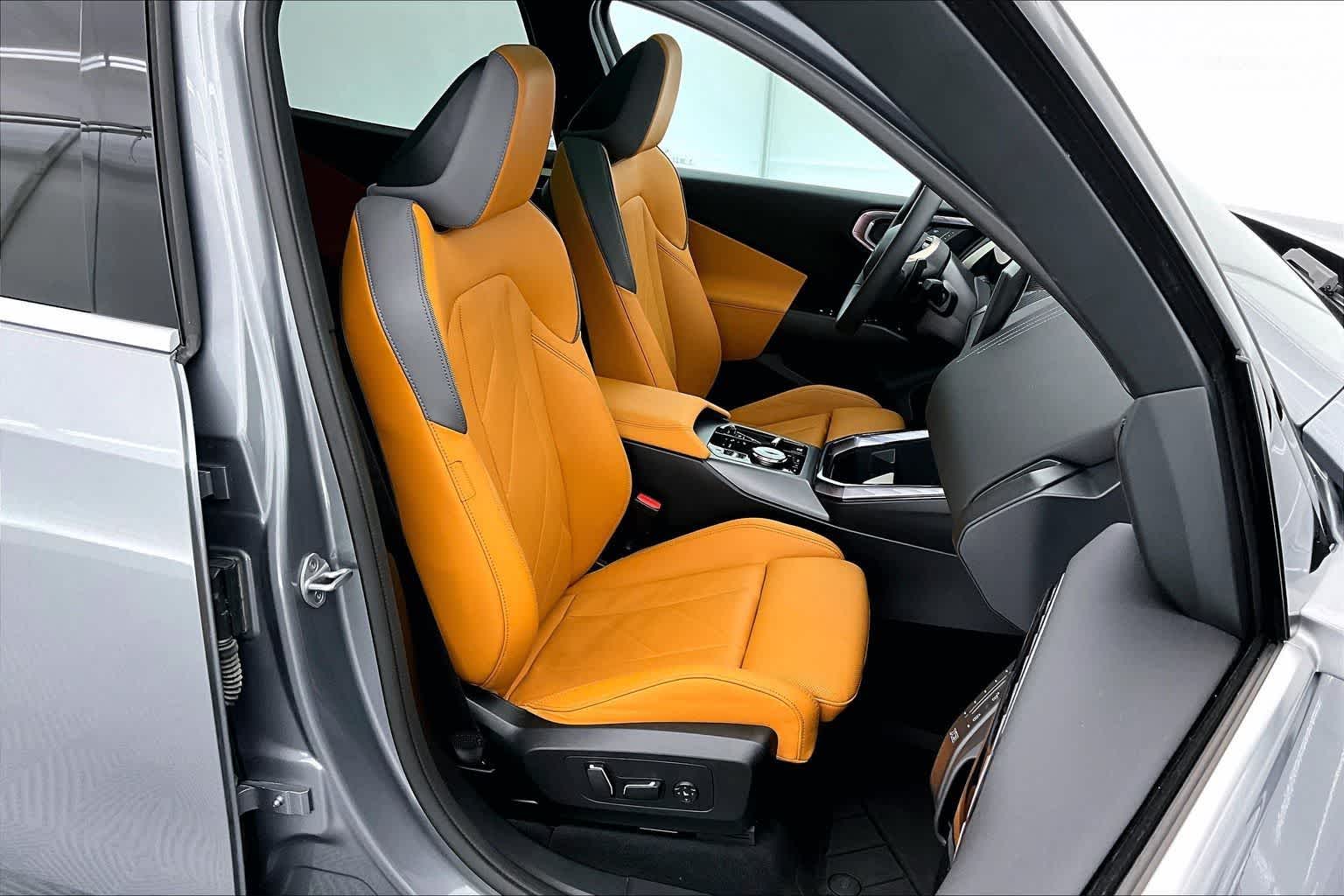 Thumbnail: 2025 BMW X3 - 13