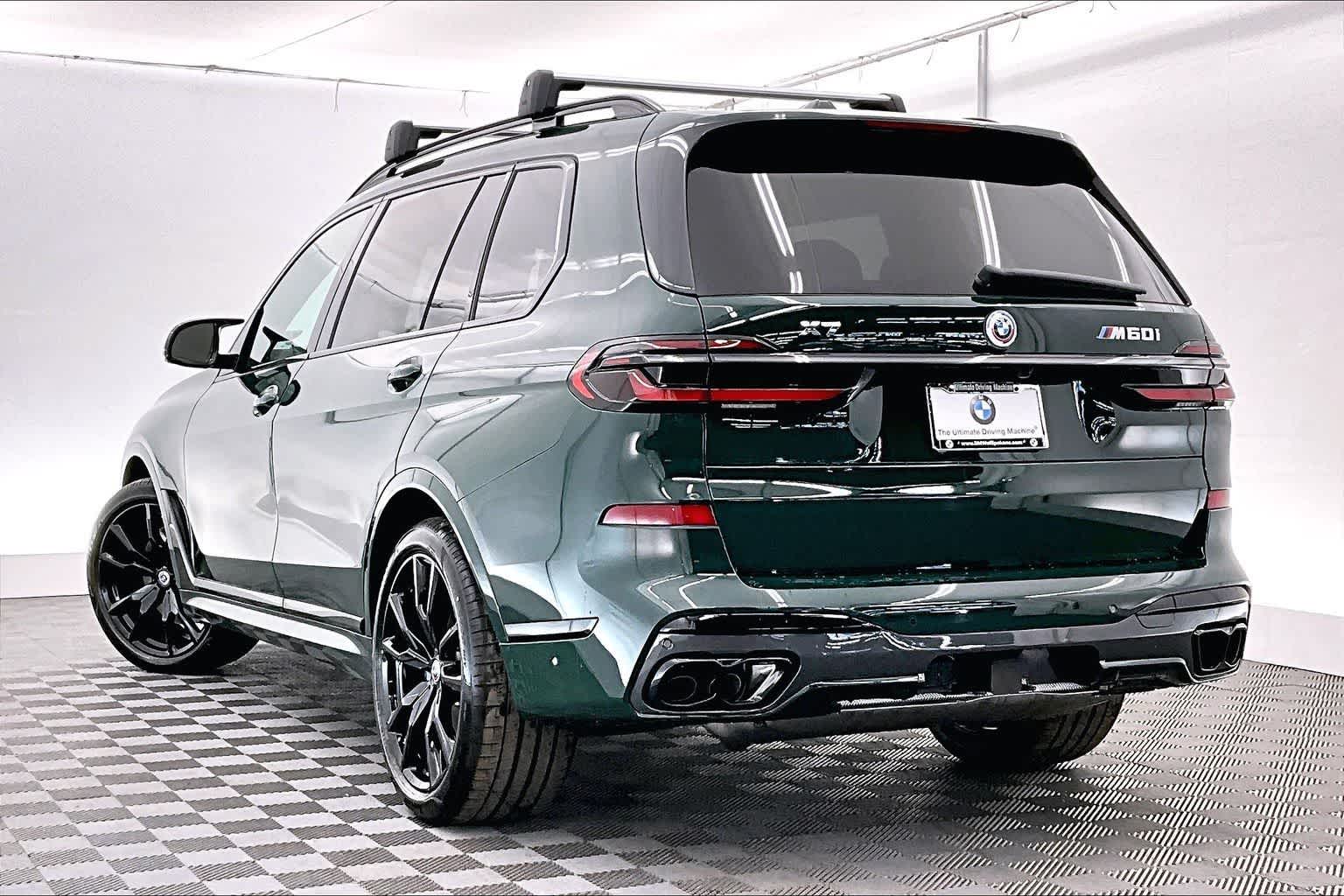Thumbnail: 2026 BMW X7 - 4