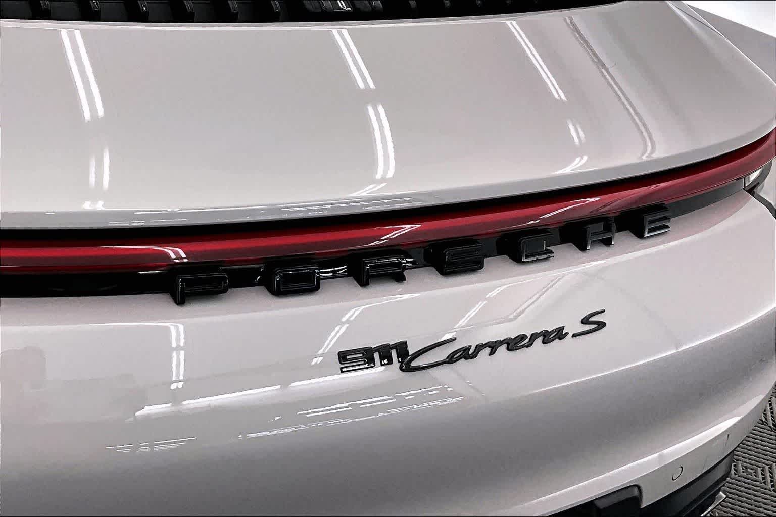 Thumbnail: 2020 Porsche 911 - 17