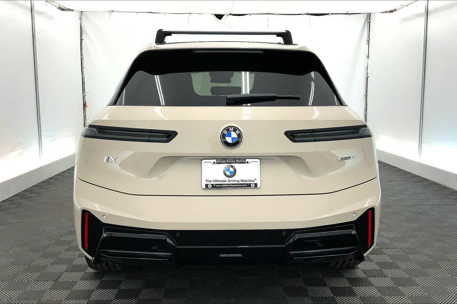 Thumbnail: 2026 BMW iX - 5