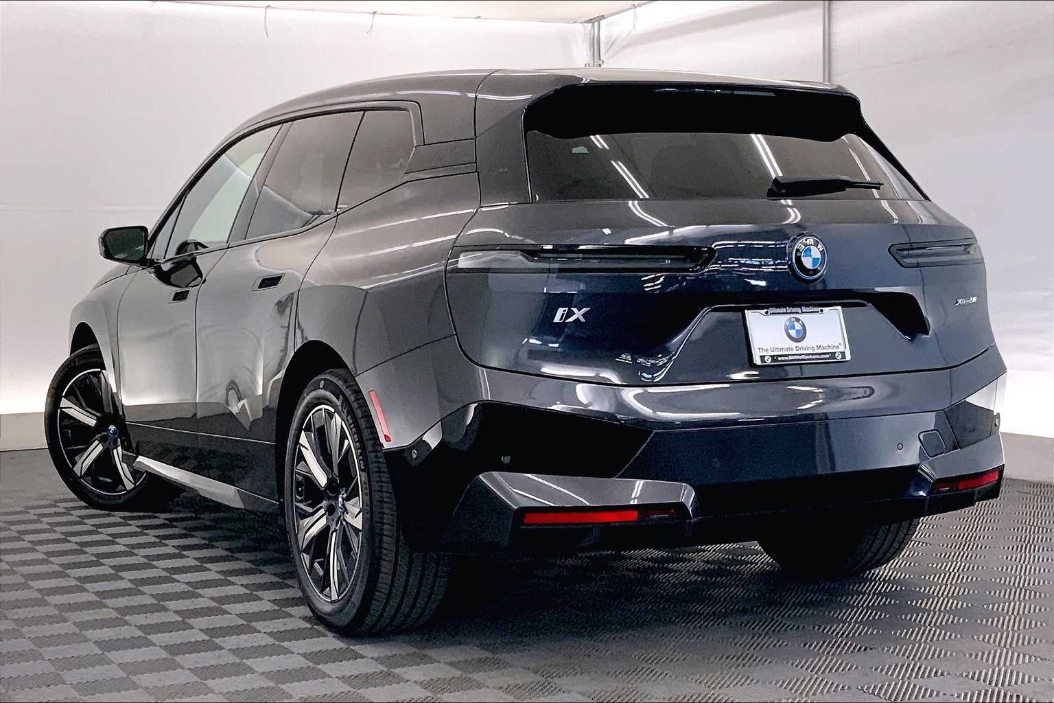 Thumbnail: 2024 BMW iX - 4