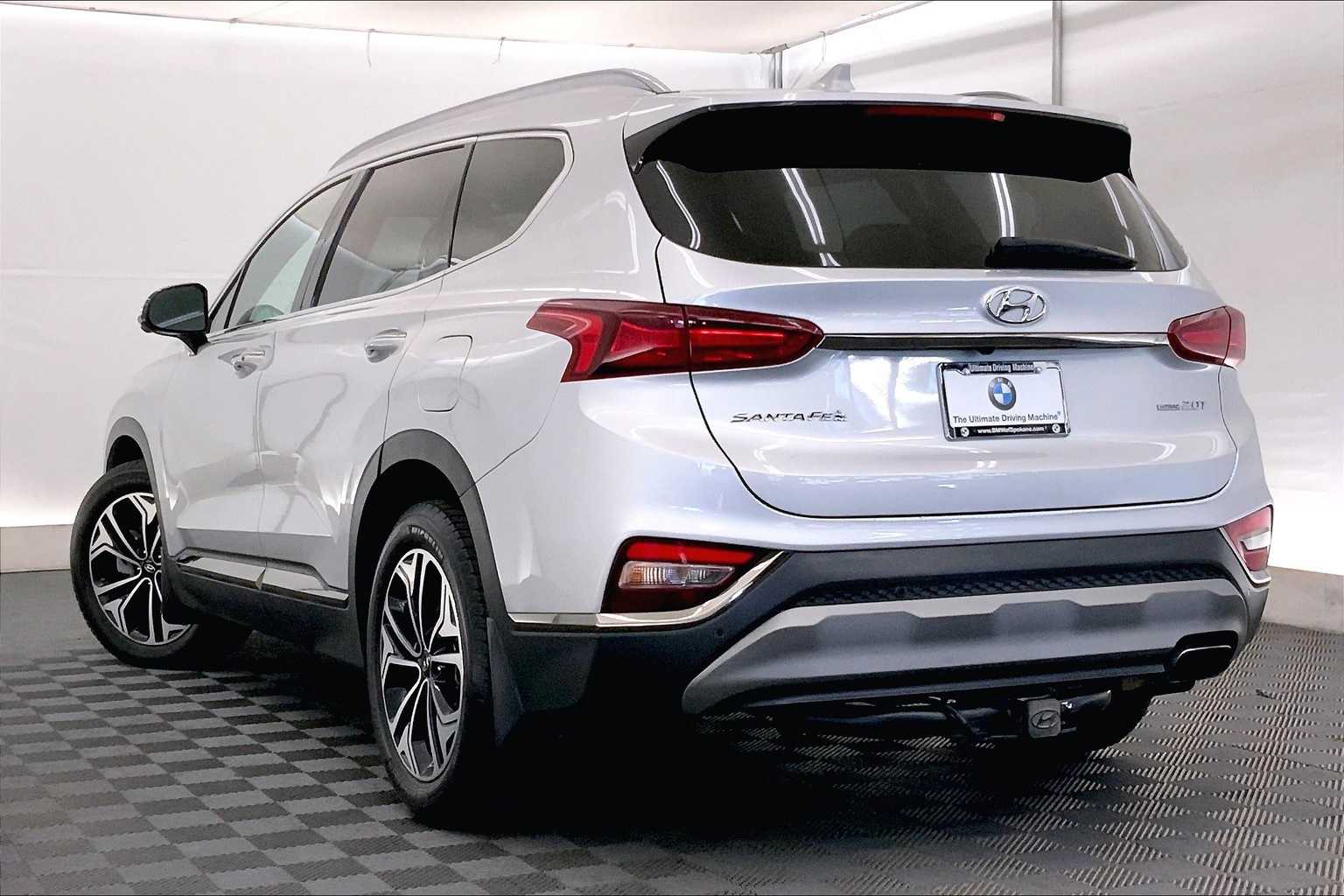 2020 Hyundai Santa Fe Limited 2.0T photo 2