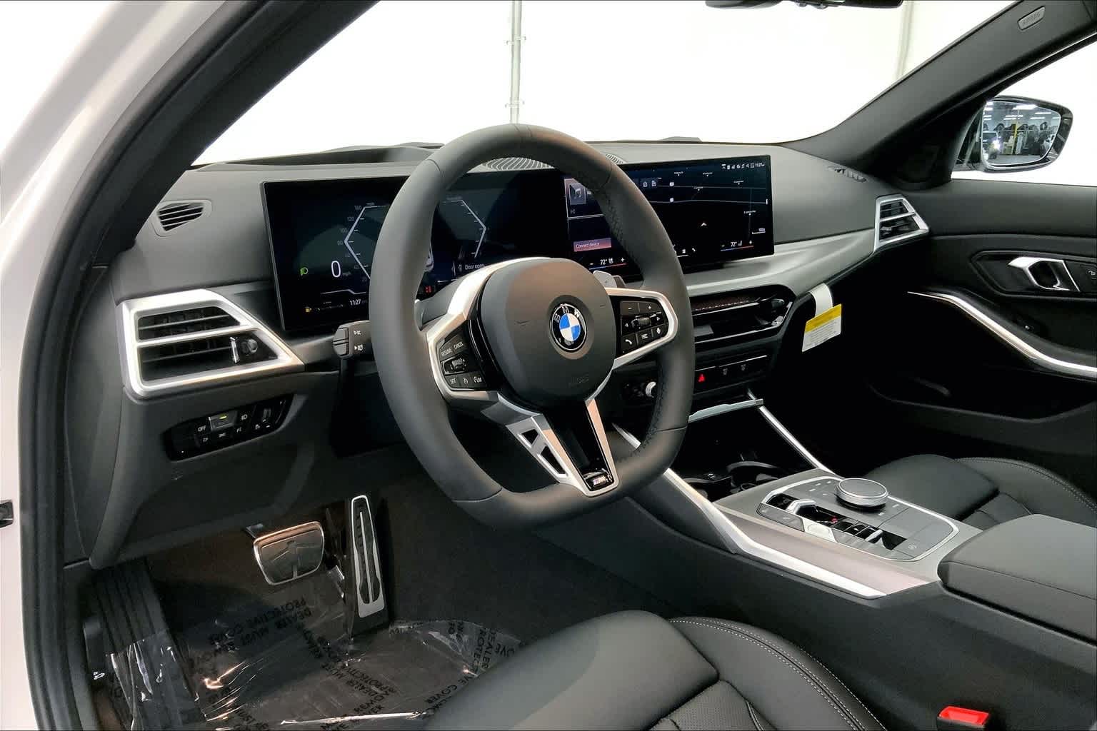 Thumbnail: 2025 BMW 3 Series - 2