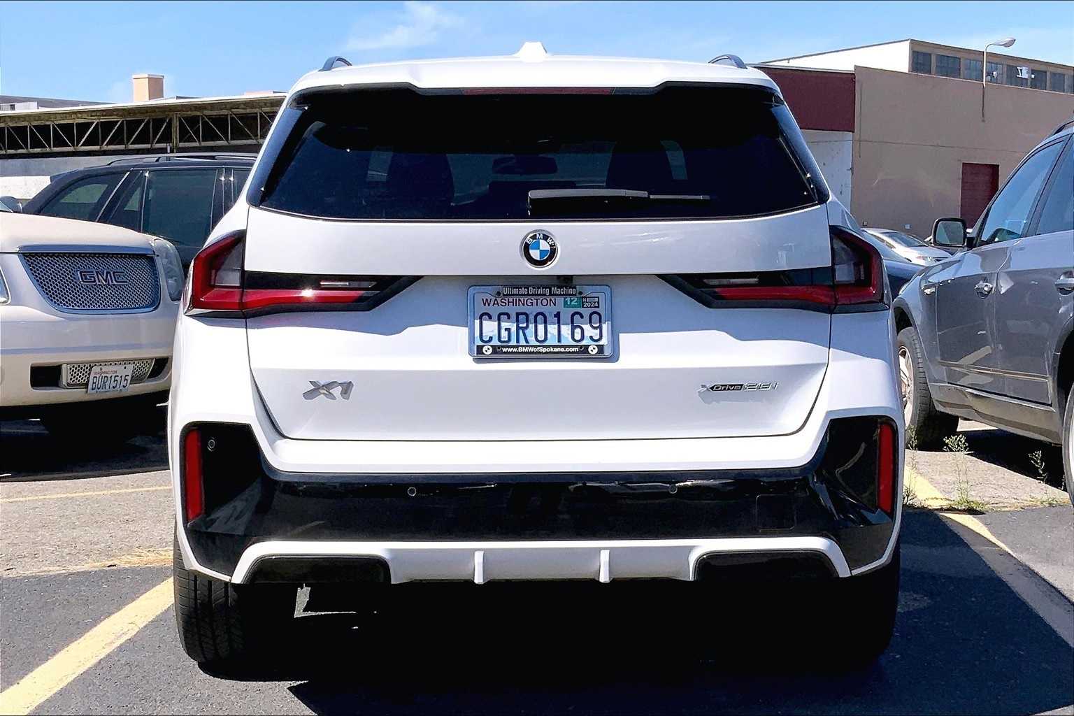Thumbnail: 2023 BMW X1 - 5