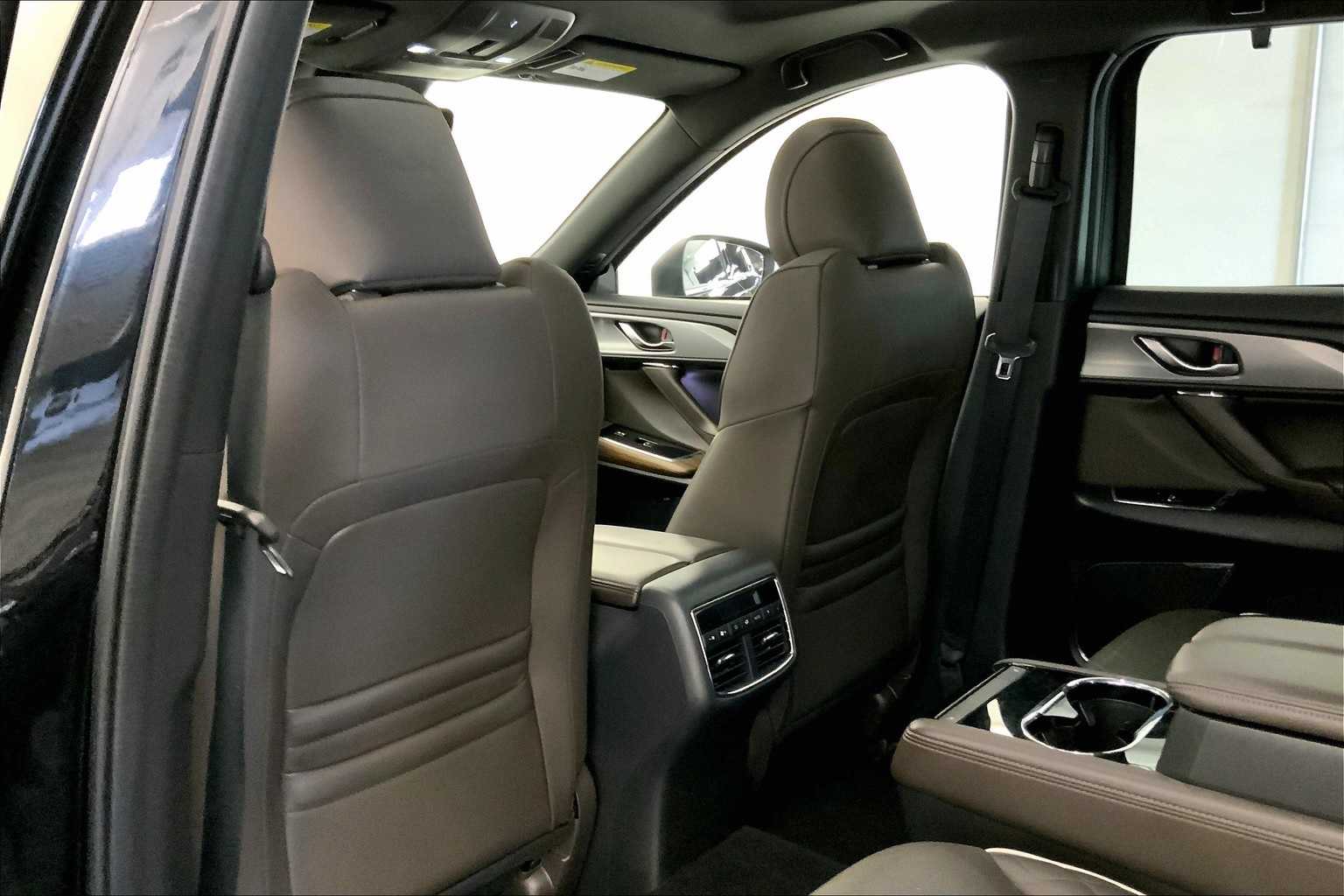 2023 Mazda CX-9 Signature 12