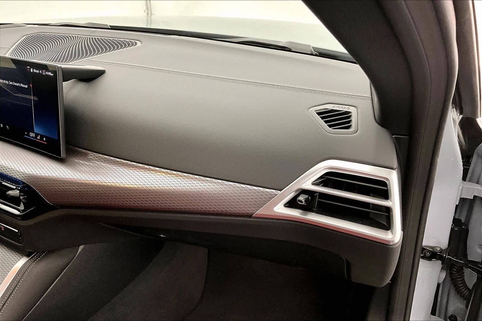 Thumbnail: 2025 BMW i4 - 23