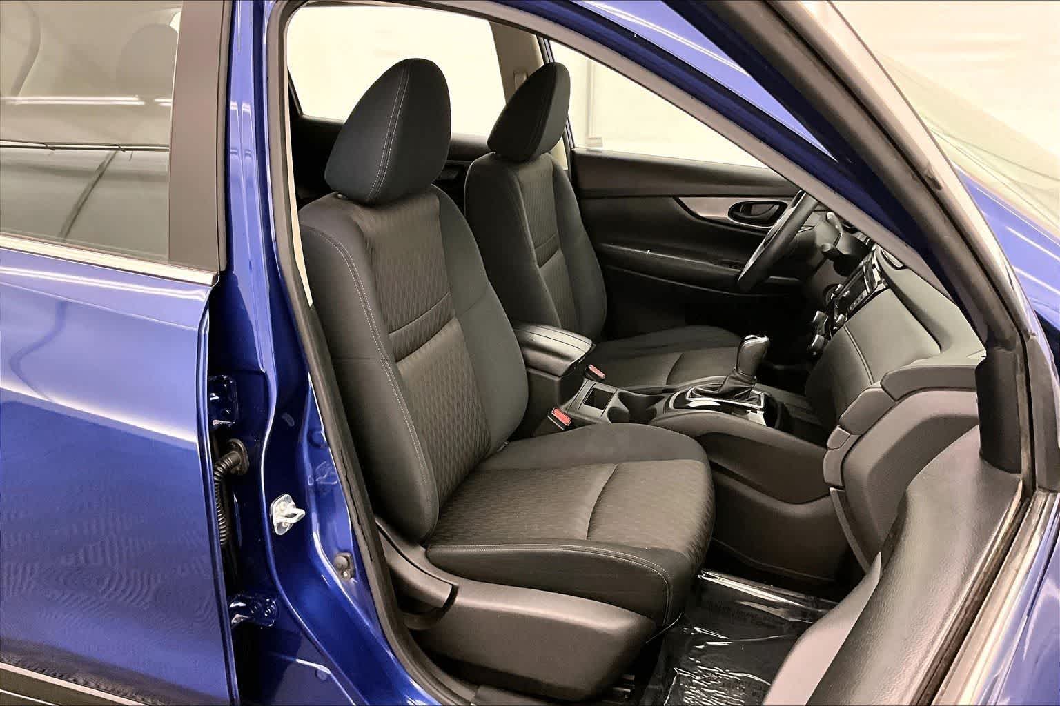 Thumbnail: 2020 Nissan Rogue - 14