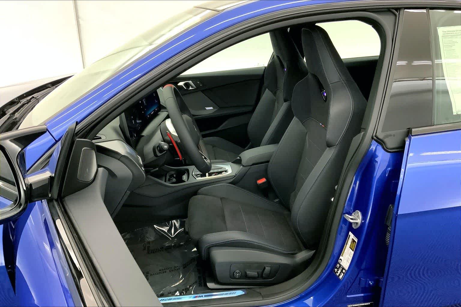 Thumbnail: 2025 BMW 2 Series - 11