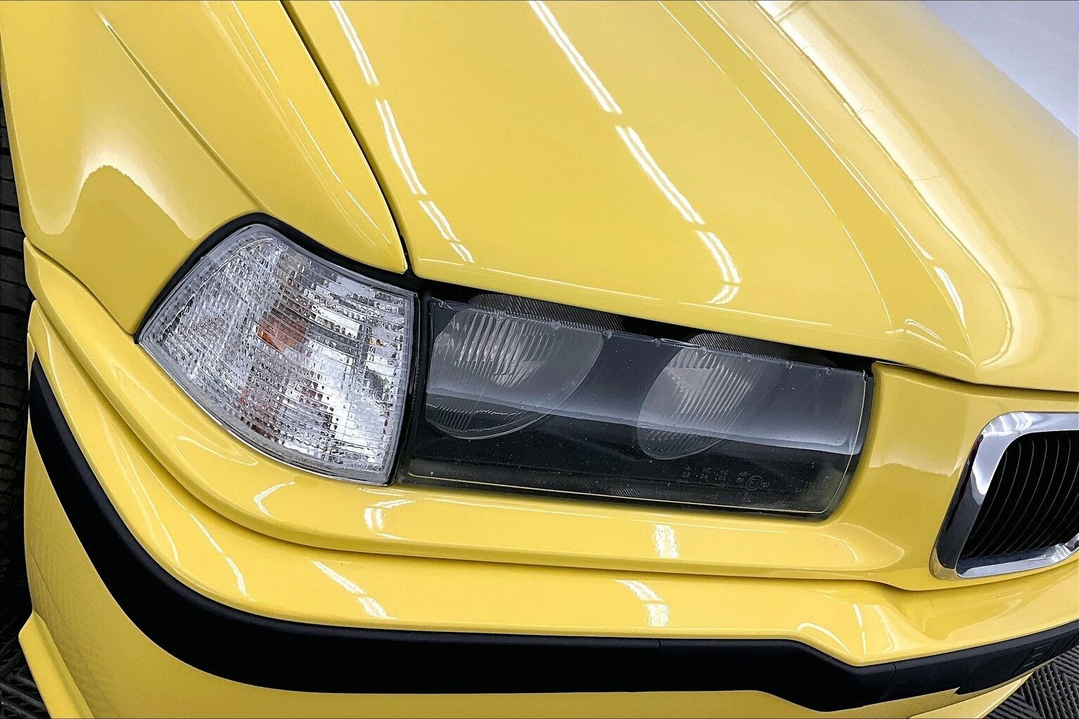 Thumbnail: 2000 BMW 2 Series - 30