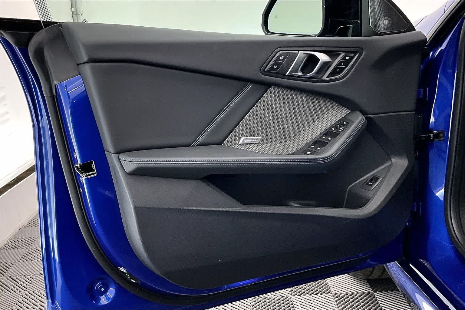 Thumbnail: 2025 BMW 2 Series - 27