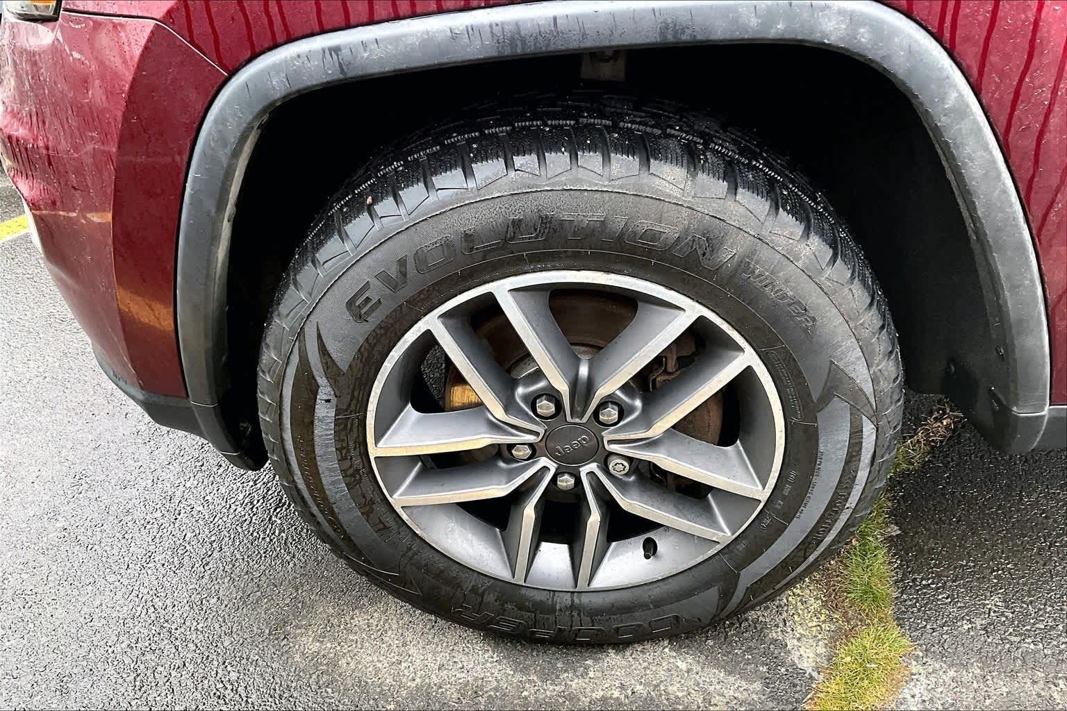 Thumbnail: 2020 Jeep Grand Cherokee - 8