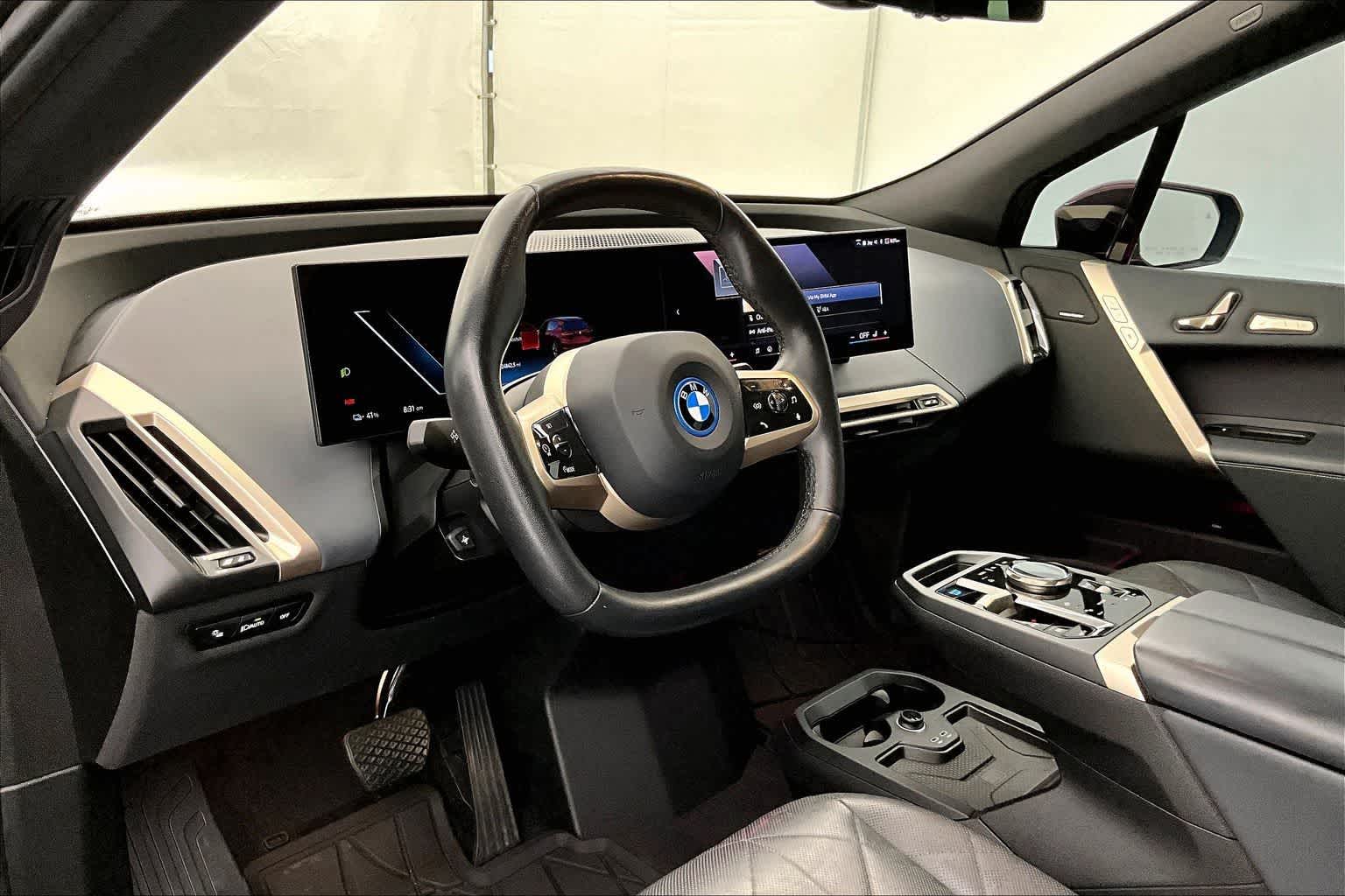 Thumbnail: 2024 BMW iX - 2