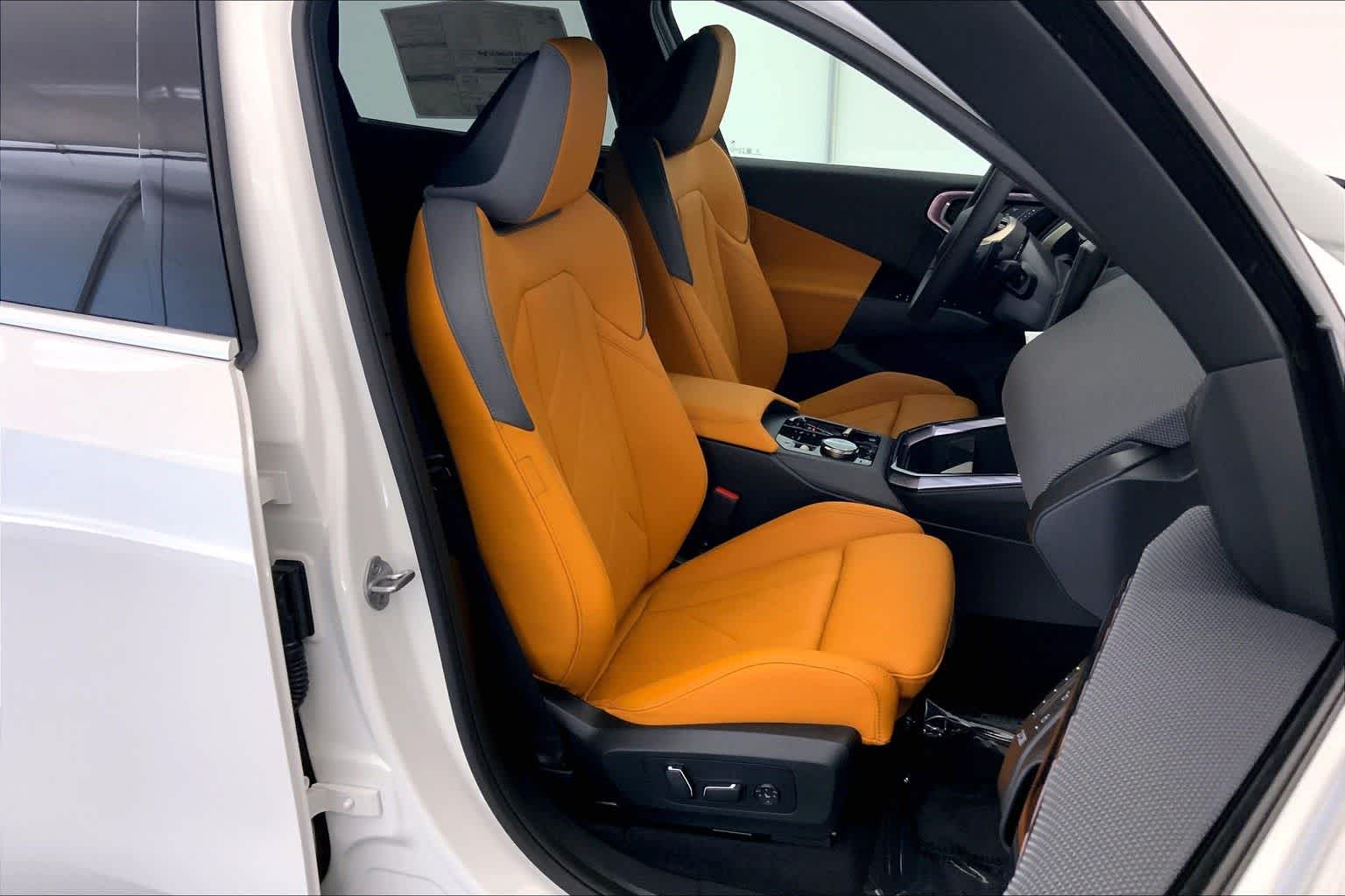 Thumbnail: 2025 BMW X3 - 14