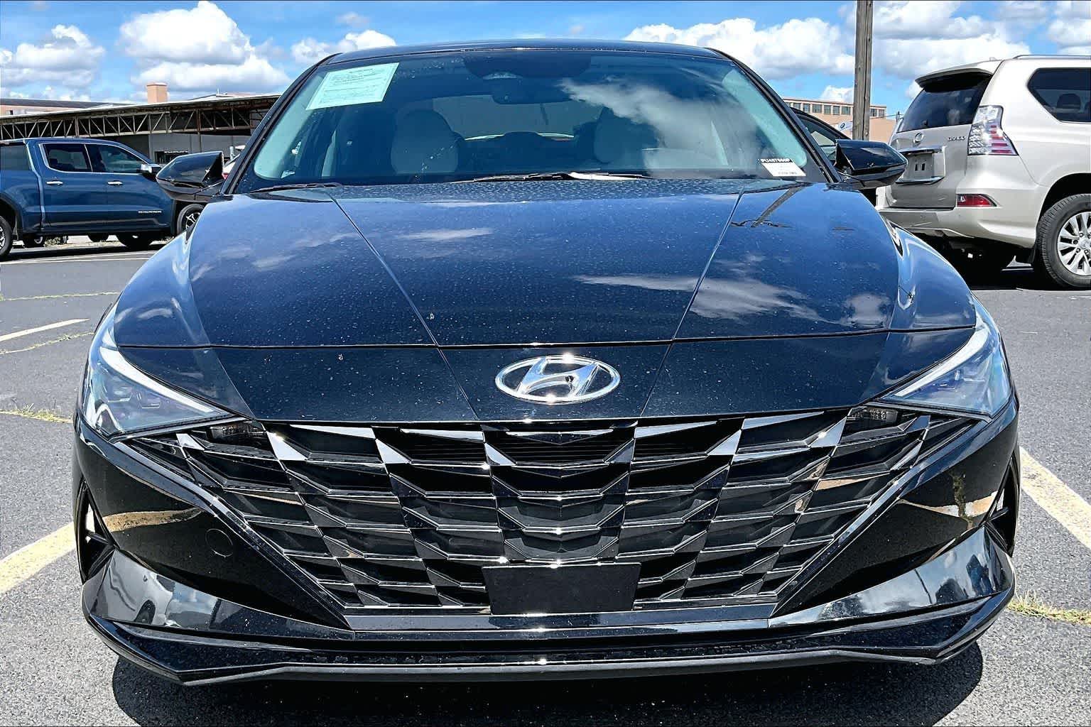Thumbnail: 2023 Hyundai Elantra - 6