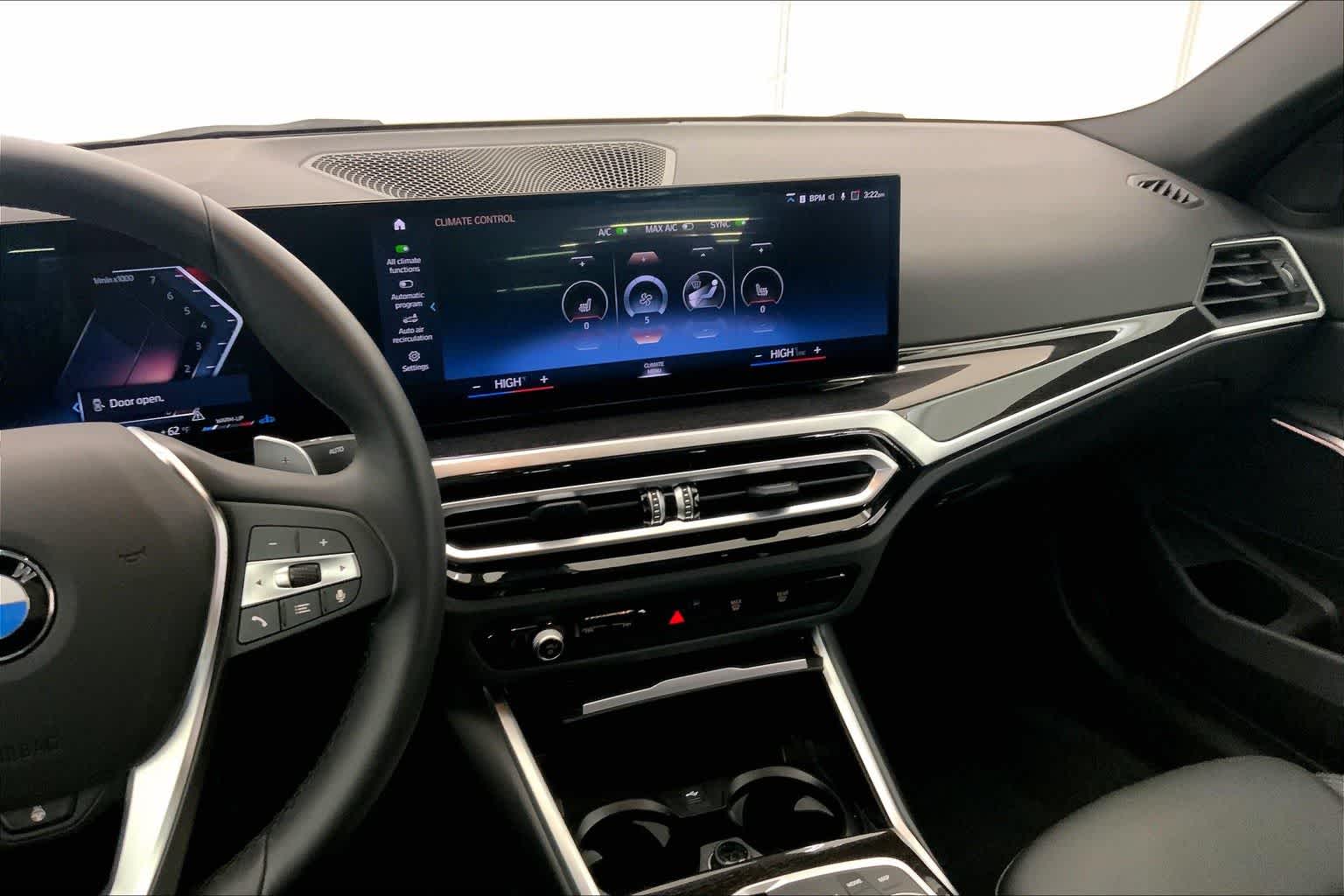 Thumbnail: 2024 BMW 3 Series - 15