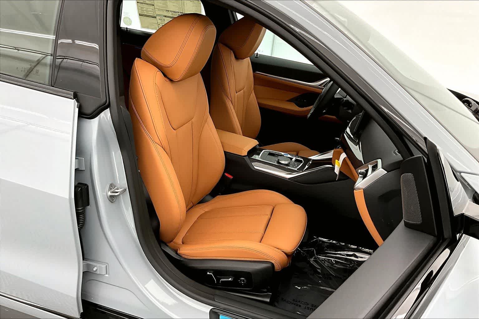 Thumbnail: 2026 BMW i4 - 14