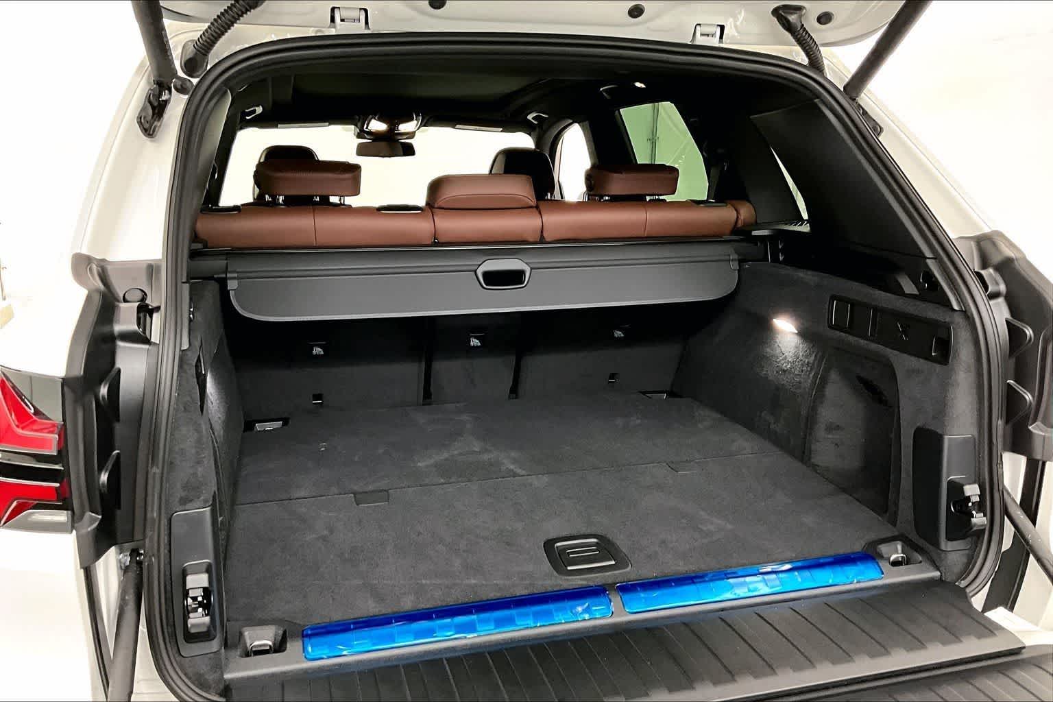 Thumbnail: 2026 BMW X5 - 19