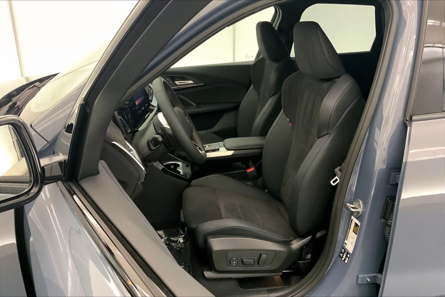 Thumbnail: 2026 BMW X1 - 11