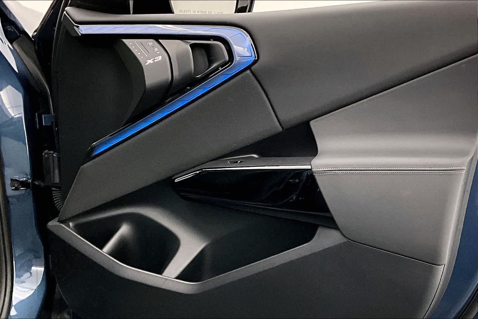 Thumbnail: 2025 BMW X3 - 28