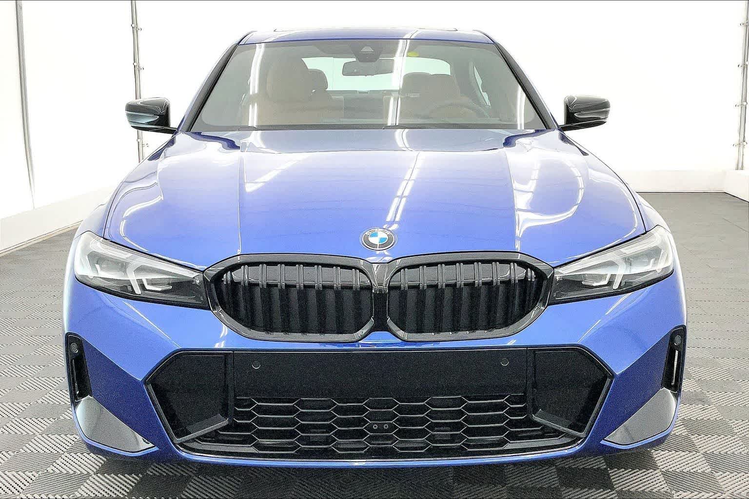 Thumbnail: 2026 BMW 3 Series - 6