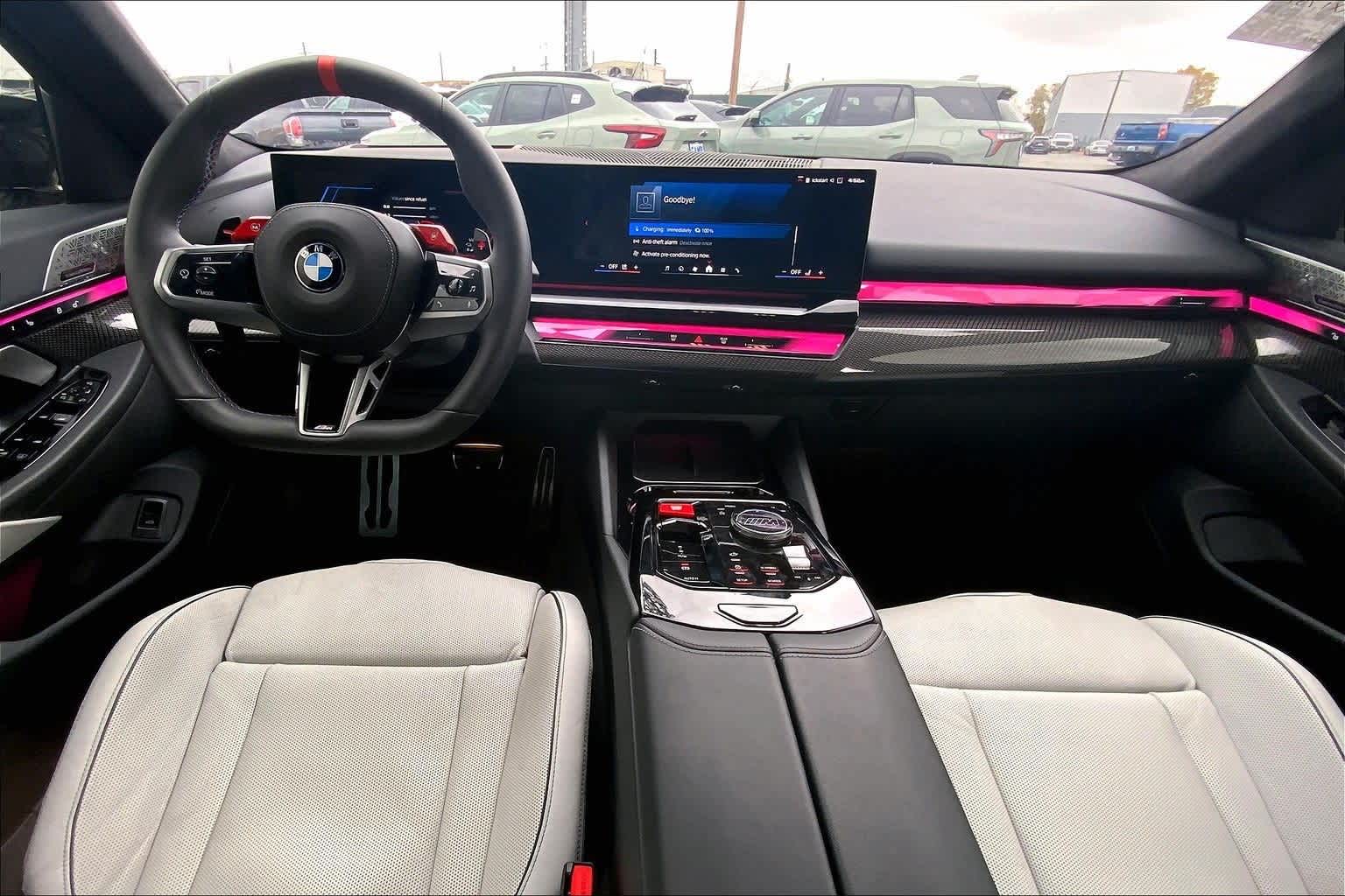 Thumbnail: 2026 BMW M5 - 10