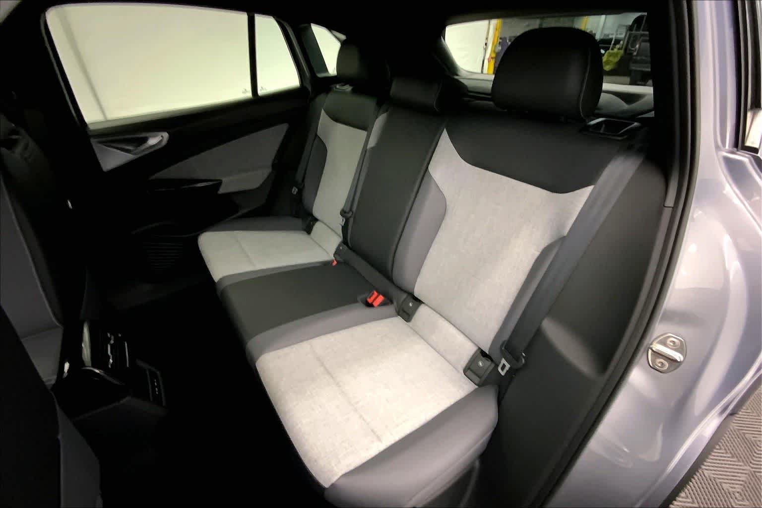 Thumbnail: 2023 Volkswagen ID.4 - 29