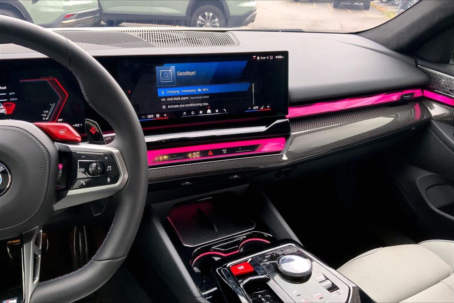 Thumbnail: 2026 BMW M5 - 16