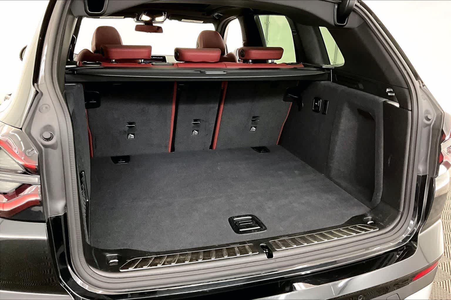 Thumbnail: 2024 BMW X3 - 18