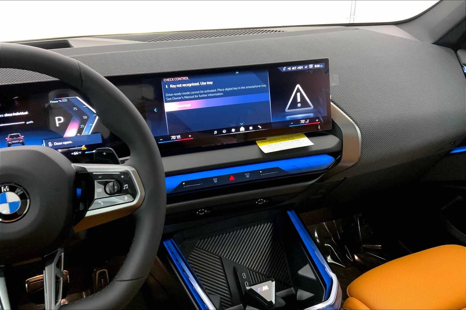 Thumbnail: 2025 BMW X3 - 16