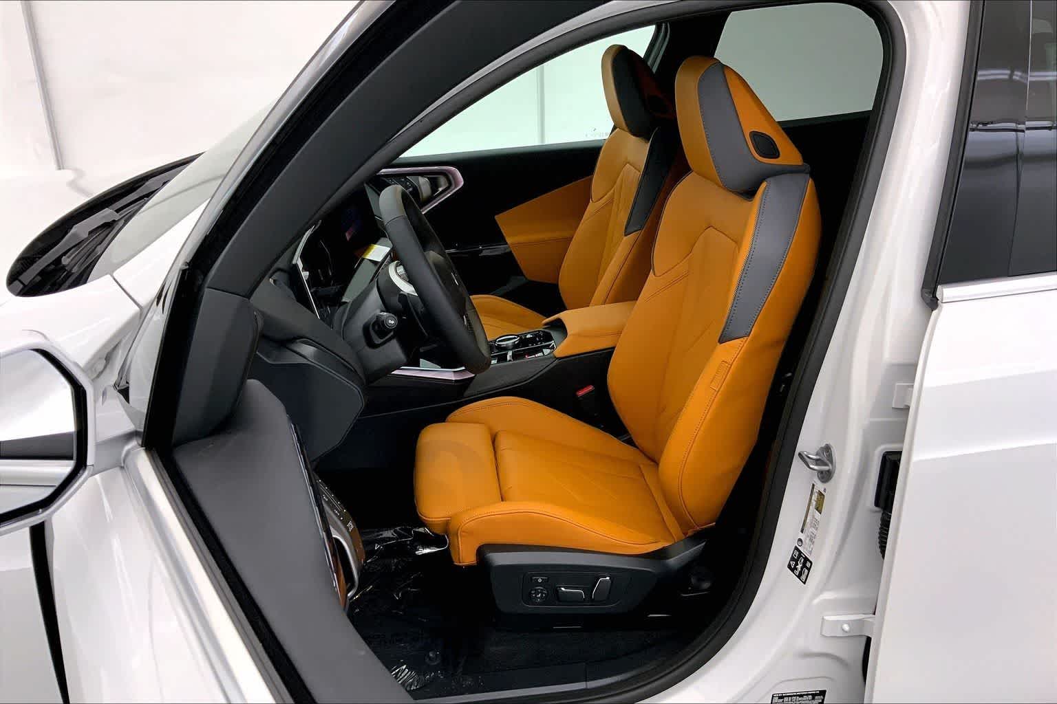 Thumbnail: 2026 BMW X3 - 11