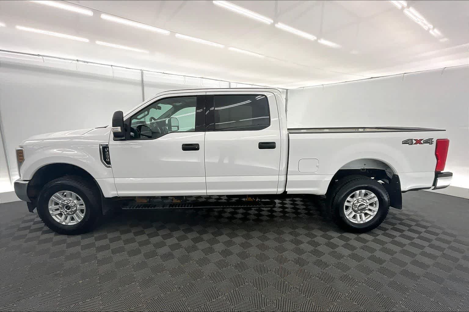 Thumbnail: 2019 Ford F-250 - 3