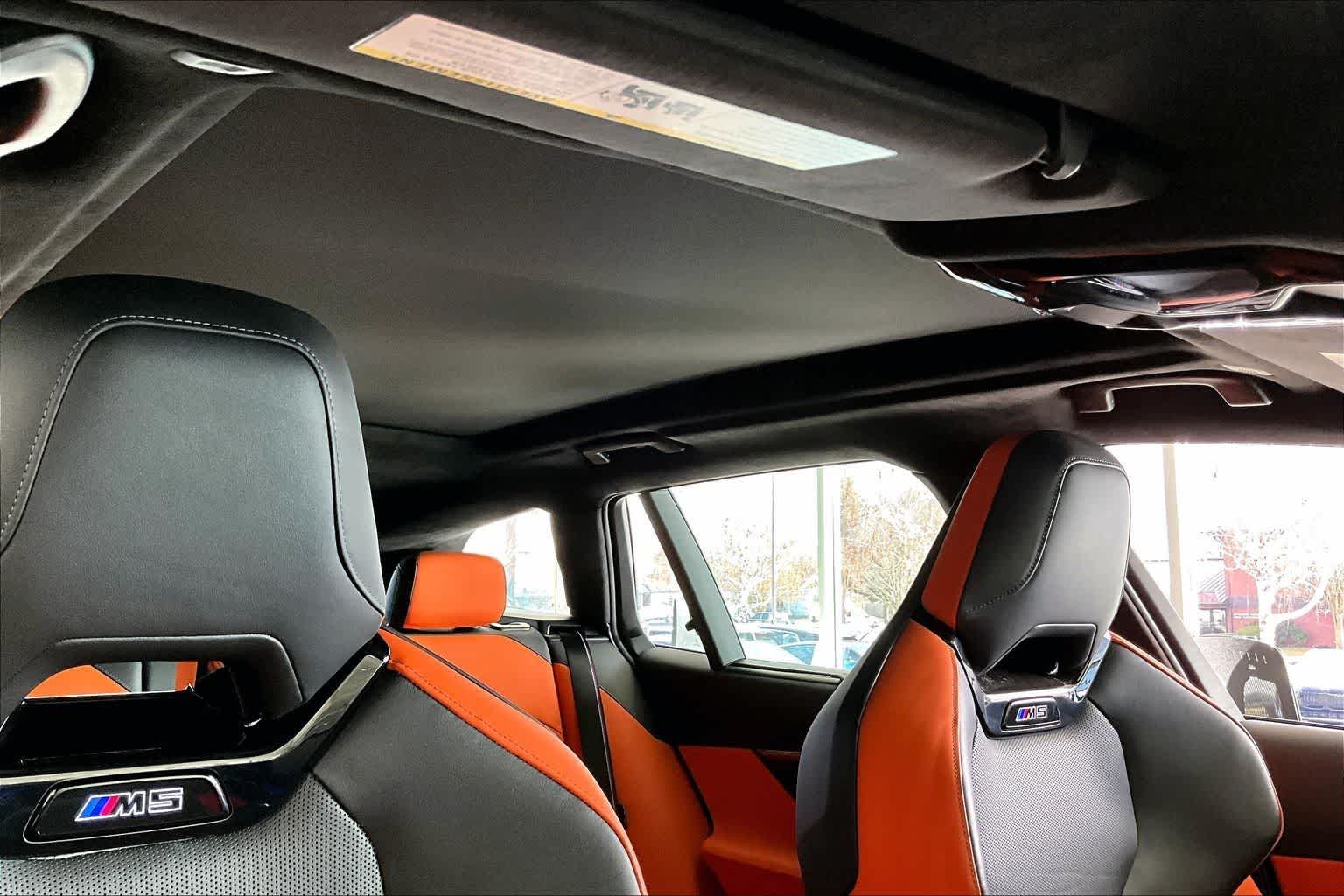 Thumbnail: 2025 BMW M5 - 30