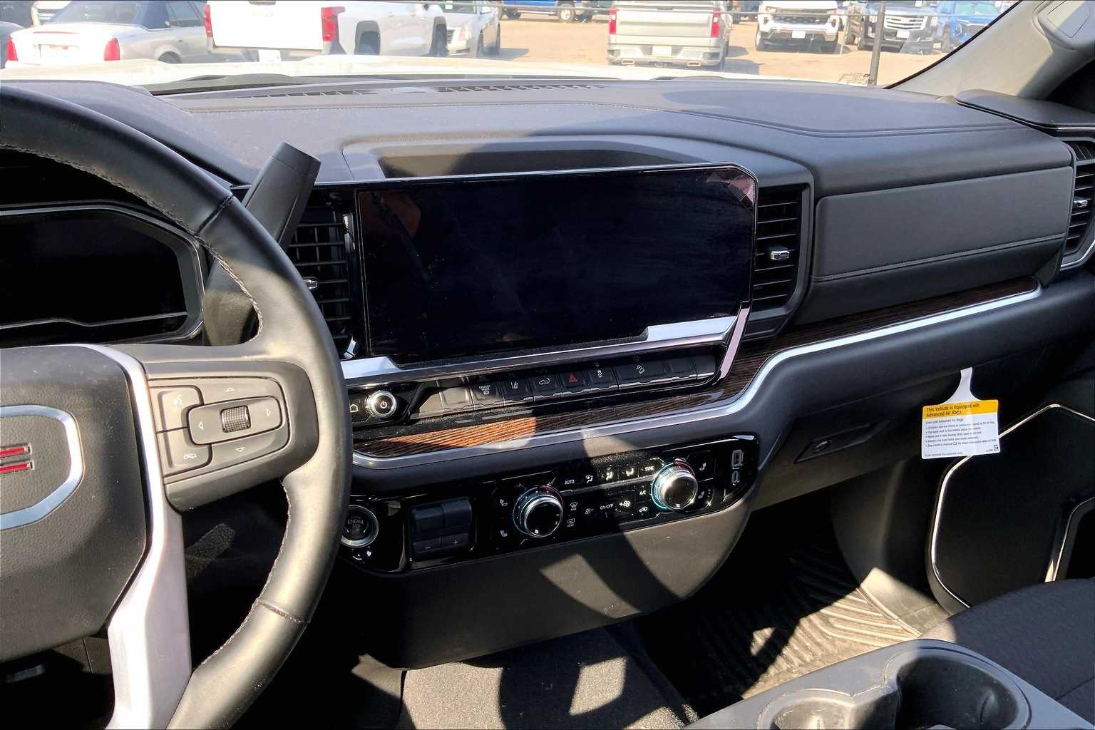 Thumbnail: 2024 GMC Sierra 2500 - 16