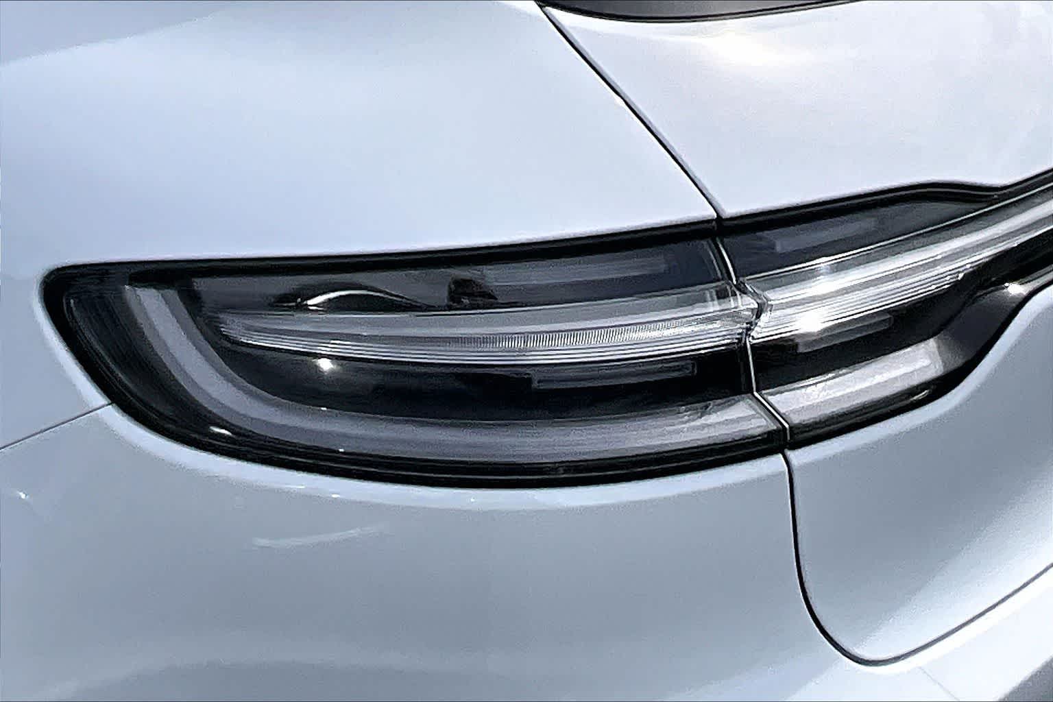 Thumbnail: 2024 Porsche Macan - 15