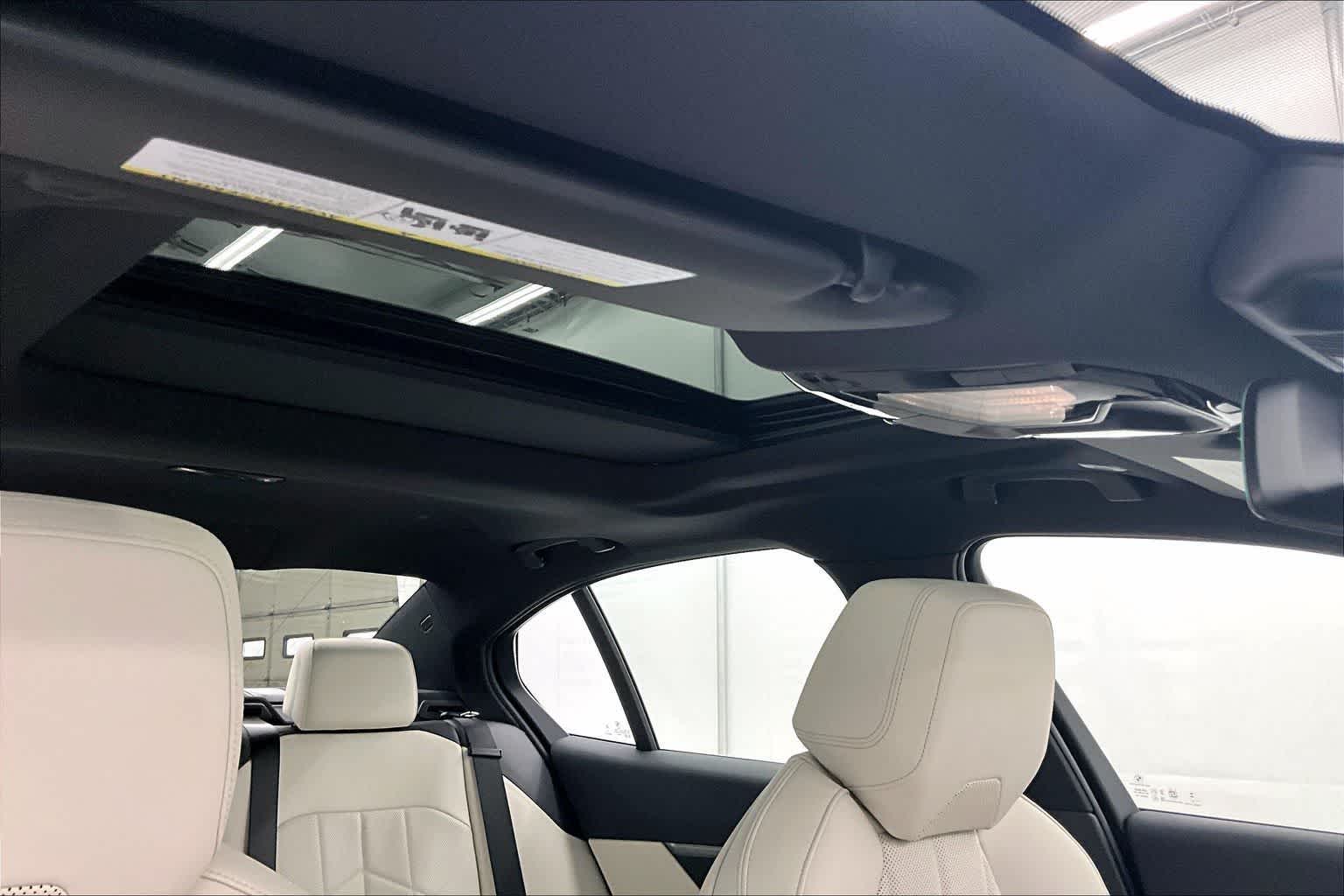 Thumbnail: 2026 BMW 5 Series - 30