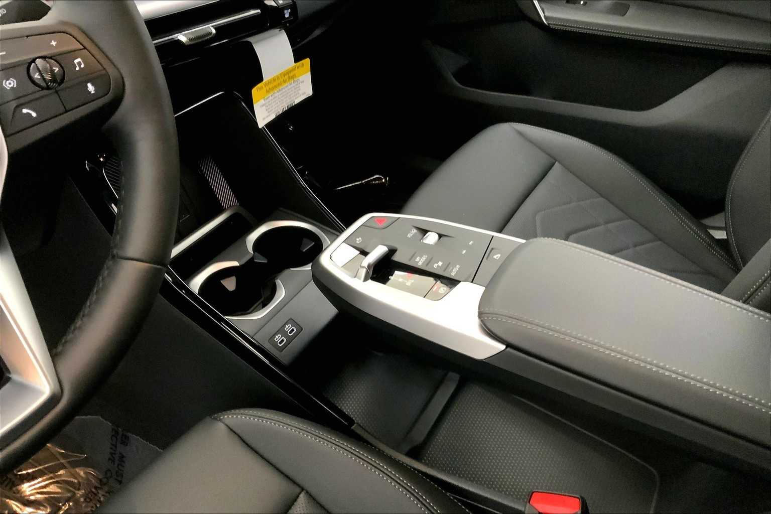 Thumbnail: 2025 BMW X2 - 17