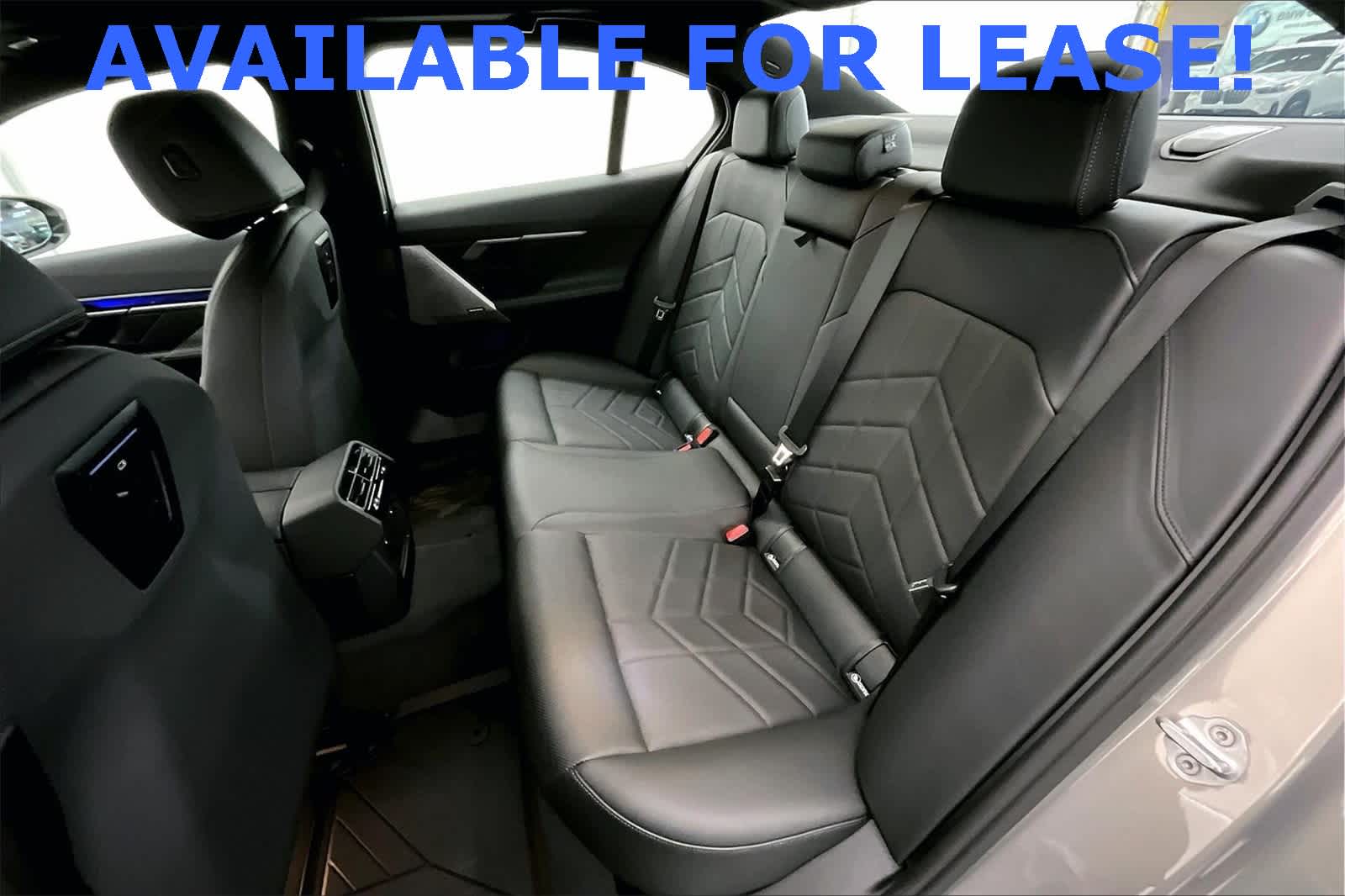 Thumbnail: 2025 BMW 5 Series - 29