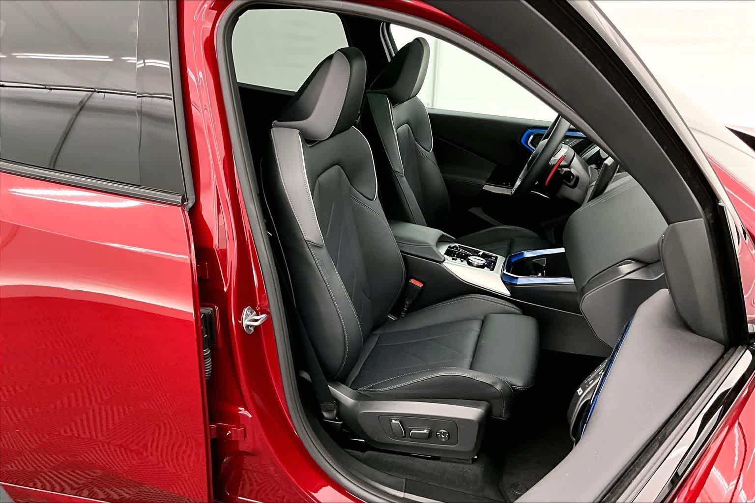 Thumbnail: 2025 BMW X3 - 13