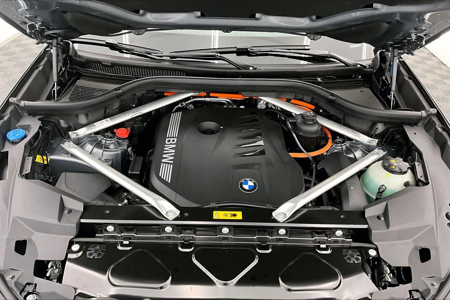 Thumbnail: 2026 BMW X5 - 9