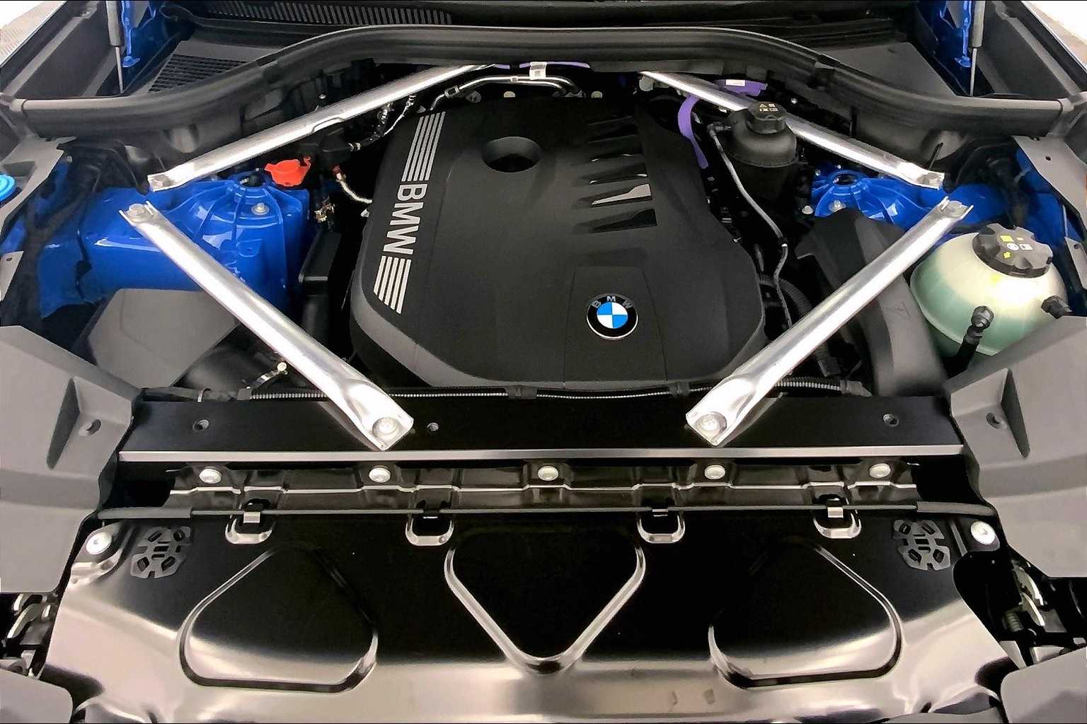 Thumbnail: 2026 BMW X5 - 9