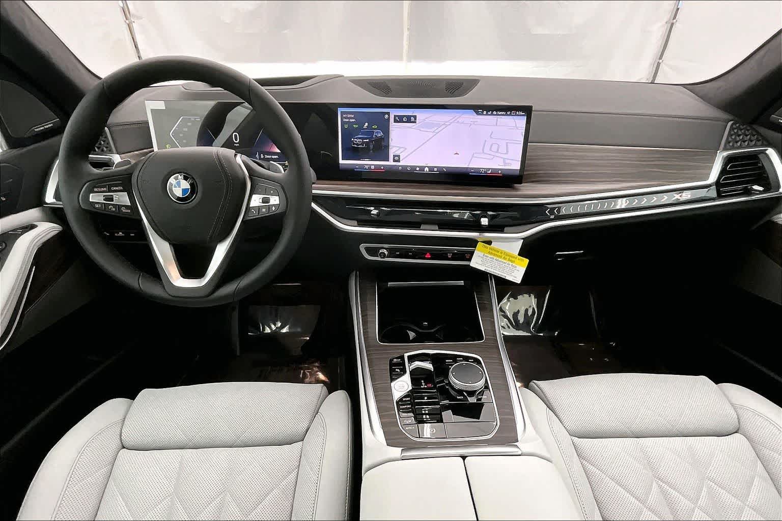 Thumbnail: 2026 BMW X5 - 10