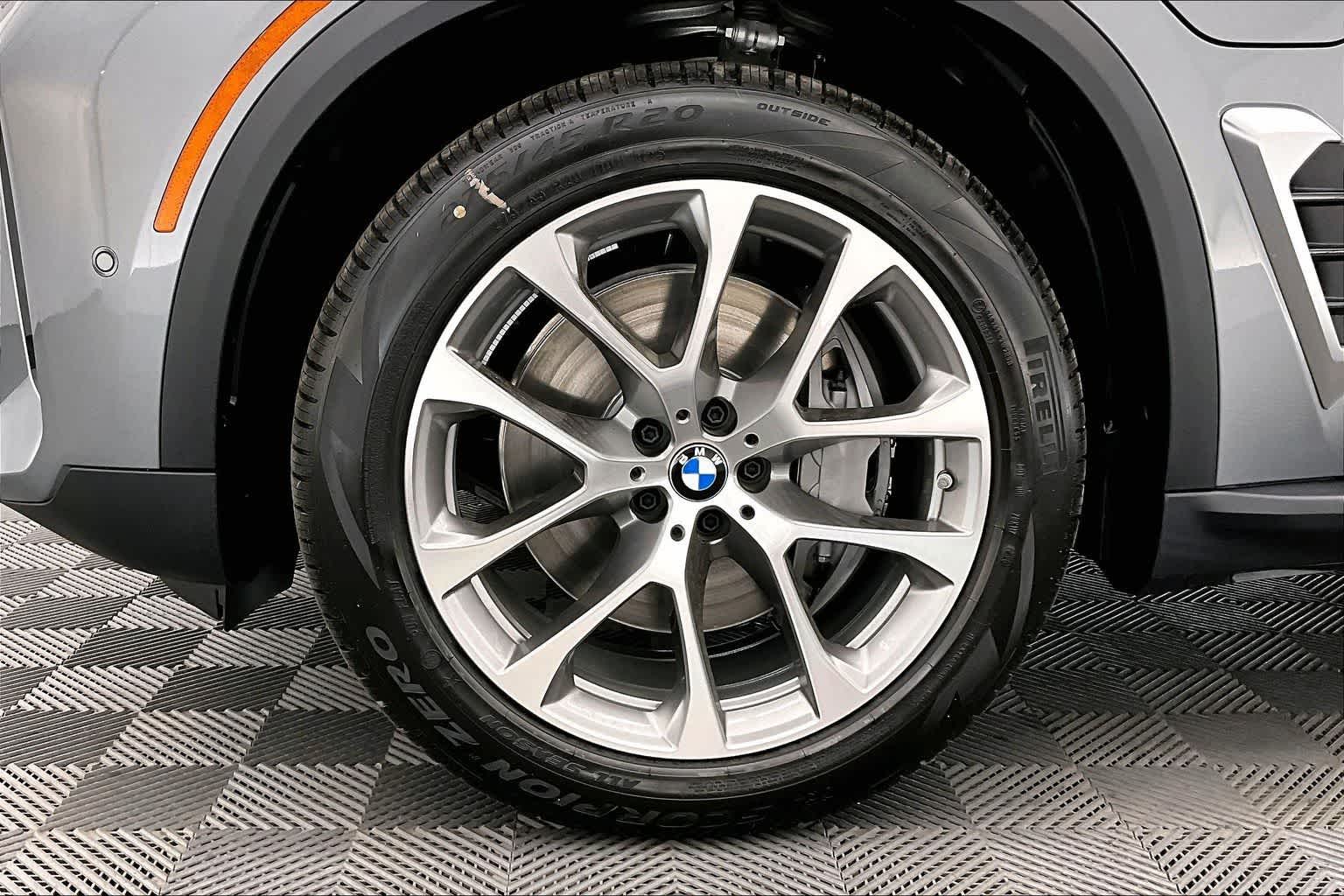 Thumbnail: 2026 BMW X5 - 8