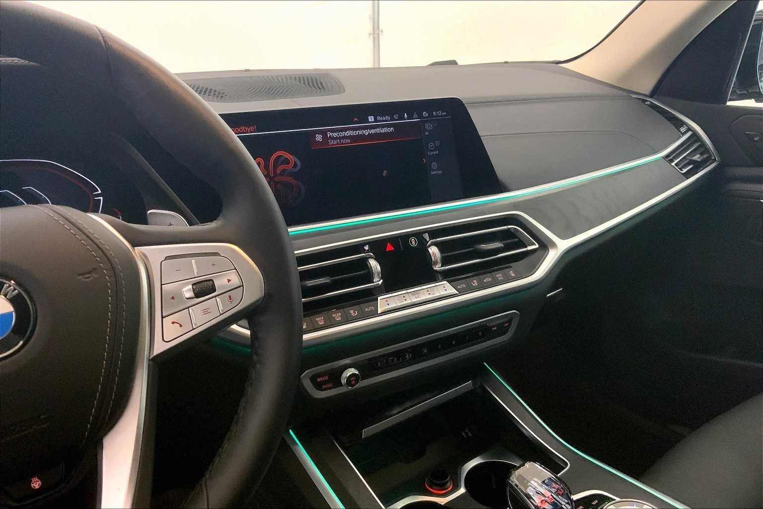 Thumbnail: 2022 BMW X7 - 15